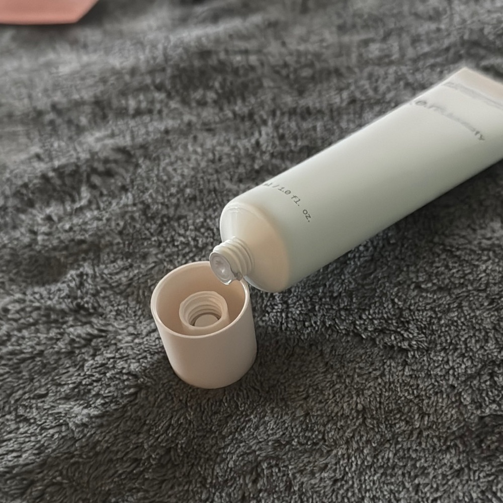 *NEW* R.E.M. Beauty Blurring Primer